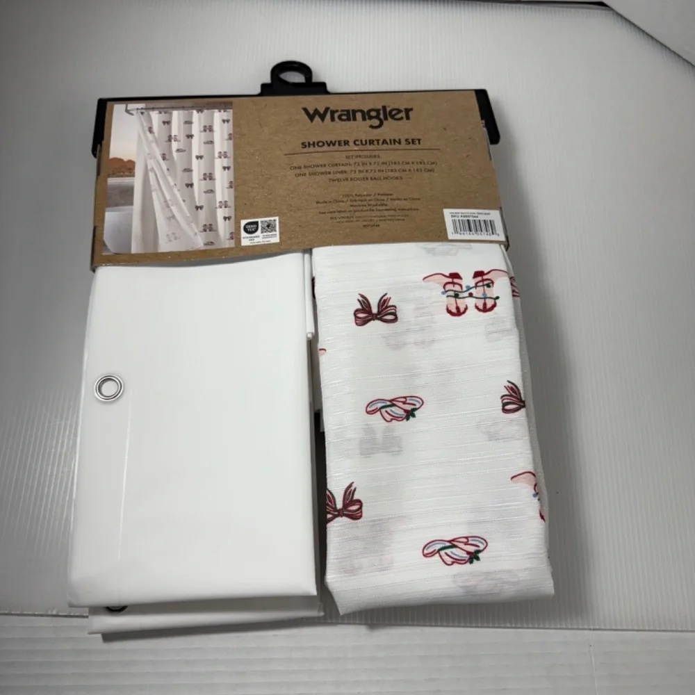 WRANGLER Christmas Holiday Boots Pink Shower Curtain Set 72 x 72 VIRAL‎ NEW